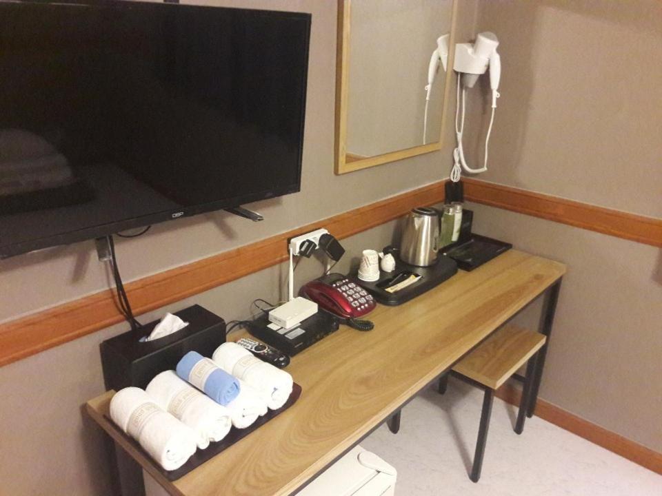 The Good Guys Motel Pohang Buitenkant foto